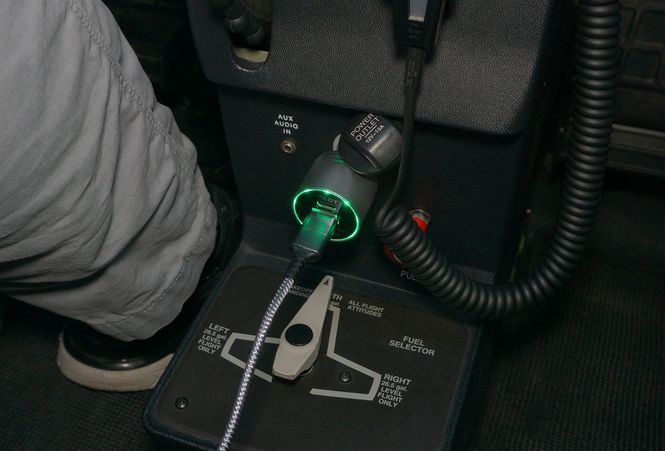 Hovedbilde Design4Pilots Co Charger