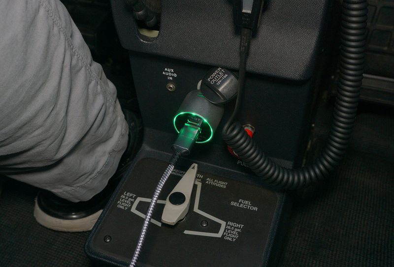 Design4Pilots Co Charger